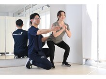ステップフロウ(Step flow)の雰囲気（一人一人の骨格に合わせて改善していきます。）