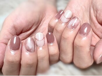 リノ(Lino)の写真/初めての人にもオススメのネイルサロン♪お仕事上派手なデザインが出来ない方も、モチでお悩みの方にも◎