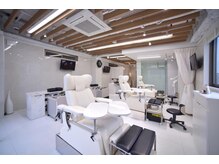 ハンドフット同時施術可能