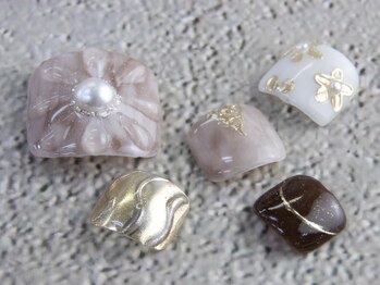 カラーズ 浜松店(colors)/フット☆ぷっくりフラワー