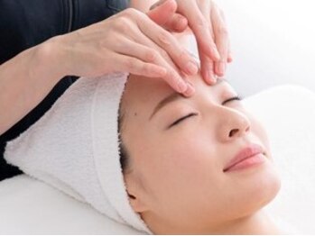 エヴァーグレース 宇都宮店の写真/効果がすごい!癒しのドライヘッドスパで目元の疲れをスッキリケア☆眼精疲労にお悩みの方にも◎