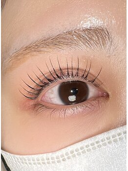 エノー(enoo)/ケラチンラッシュリフト上まつ毛