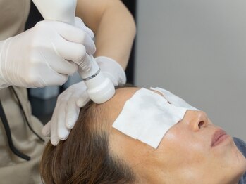 STUD BeautyStudio【スタッド】 美白/シミ/たるみ/毛穴/脱毛/眉毛/スカルプケア/プラズマスカルプ