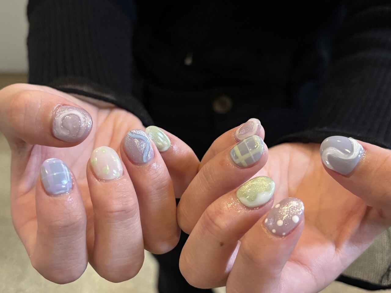 ポップ×うねうね：PG014391111｜ナンバーネイル 大分中央町店(N° nail