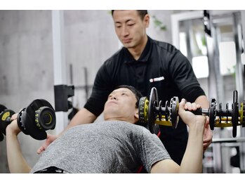 ワンツーワンフィットネス 亀有店(121FITNESS)/理想のボディメイクはお任せ