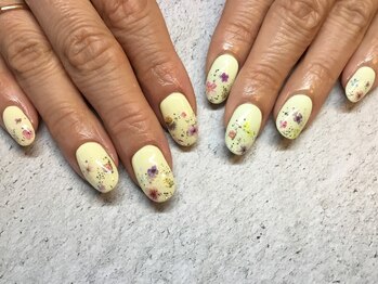 ラウト デコレーションアンドネイルサロン(Lauto Decoration&Nail Salon)/パステルフラワーネイル
