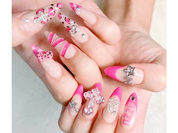 ティアラネイル(TIARA NAIL)の写真/ネイルが初めての方も丁寧なカウンセリングで安心◎豊富なデザイン×通いやすい価格で理想のお手元へ♪