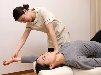 パウワウ エソラ池袋店(POWWOW)の写真/【全身整体＋骨盤矯正＋小顔矯正60分¥7500】女性整体師のみ在籍◎仕事や家事で溜まった疲れにご褒美時間を