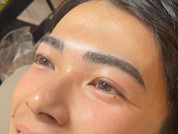 アンドスリー 原宿 表参道店(And Three)/メンズ眉毛WAXスタイリング