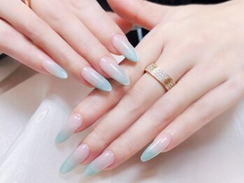 センシー ネイル スタジオ(Sensy Nail Studio)/ぷるマグ+カラーグラデ