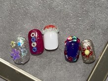 つめノさき/フラワービーズネイル