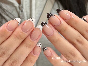 クプ アイラッシュプラス(qup)の写真/大人女子必見！トレンドのドット×手描きアートで差をつける♪画像持込OK！