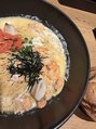 ドクターヘッド 四谷店(Dr.HEAD) コモレ四谷「すぱじろう」明太子と魚介のクリームすぱもオススメ