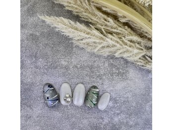 ネイル バズ(NAIL BUZZ)/初回ジェルオフ込11000円