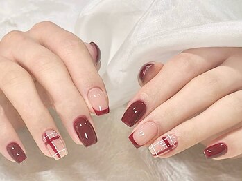 ナオミ 新宿店(Naomi)の写真/《リピーター様フィルイン無料》シンプルから長さ出しまで★深爪矯正にも対応♪やり放題のクーポン多数◎