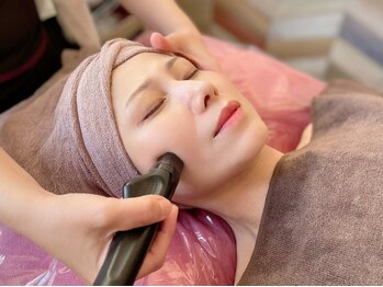 セラピエージの写真/ほうれい線たるみケア!エレクトロポレーション導入で深部から活性化、年齢に負けないハリツヤ肌へ★