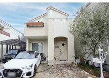アンジュ/住宅街の一軒家外観