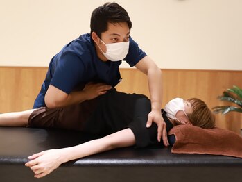 FRSスタジオ 横浜中山店の写真/≪圧倒的開放感♪筋膜リリース×ストレッチ整体≫どこへ通ってもぶり返す方,確かな改善を求める方に!!