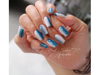 ネイルサロン R/スタイリングコース　AKI