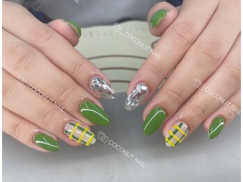 ココナッツネイル/
