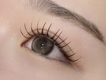 アイ ビューティー ルクール 見附店(EYE BEAUTY Le Coeur)/担当【吉田】