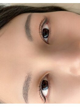 アグ(AUG)/ナチュラルだけどぱっちりに