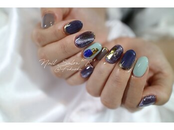 ネイルサロン R/スタイリングコース　8030円