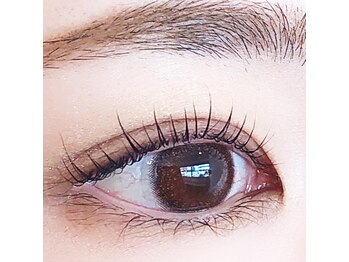 リリー(Lily)/まつげパーマ