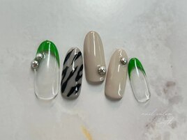 ゼブラネイル
