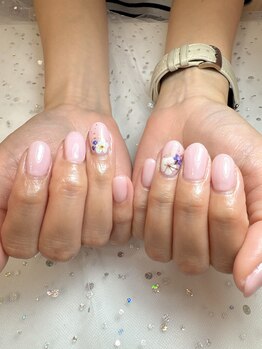 ネイルアンバー 西向田店(Nail amber)/