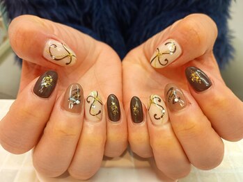 エムネイルズ(m nails)/