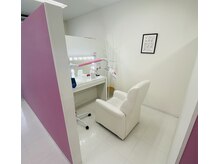 エクシアホワイトニング 高崎店の雰囲気（【半個室でホワイトニング♪】）