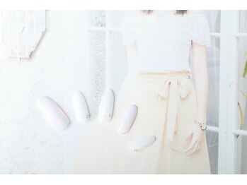 ルーヴル ネイルアンドアイラッシュ 生駒(LOUVRE nail&eyelash)/ジャスミンホワイト