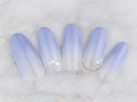 チェーン×グラデーションネイル