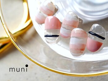 ムニネイル 心斎橋(muni NAIL)/春のボーダーネイル