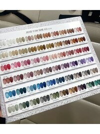 人気のパーツ、カラーも多数あり