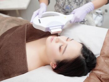 フィーコ(fico)の写真/うぶ毛にも効果抜群！W脱毛でつるすべ美肌に☆≪顔のwax＆光脱毛¥9500≫２回目以降も通いやすい同価格♪