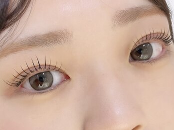 ネオリーブ ウリ(Neolive uri)/まつ毛パーマ