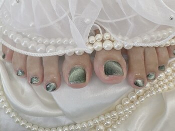 ハニービービー(Honey Bee Bee)/マグブラウンネイル