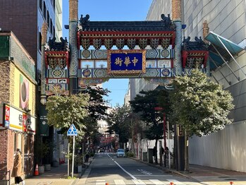 足恩堂/中華街の入り口