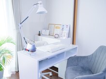 リビングで施術です！ワンカラー/フィルイン/ジェルネイル/都賀