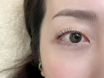 エムズプラス(M’s+)の写真/当日ネット予約のお得な割引◎【歴10年以上！モチ良し＆スピーディー!】高品質フラットラッシュ120本￥5500