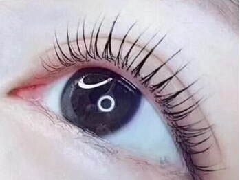 ビューティフルアイズの写真/【ナチュラルなのに目力ＵＰ！上下まつげパーマ◎】ビューラーいらずで忙しい毎日のメイクも時短★