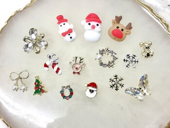 ドナ シェリダ(Dona Cherida)/クリスマスネイルパーツ多数！
