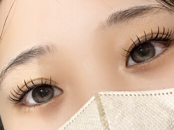 ビーレミーヌ 春日井店(Bremine)の写真/初めての方も安心カウンセリング◎丁寧な施術で、自信あふれる華やかな目元へ導きます♪
