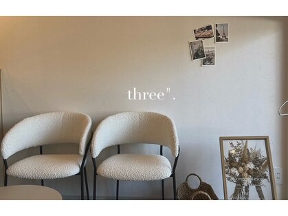 スリー(three.)の写真