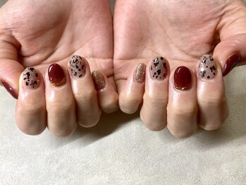 ネイルアンドアイラッシュ シヴァ(Siva)/