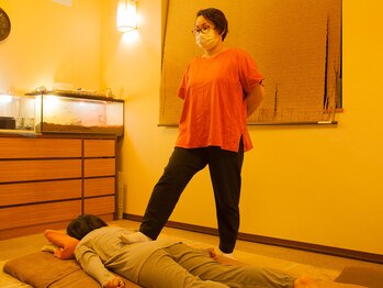 よつや整体/女性整体師による施術