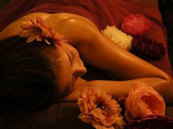 プラチナムアロマ 栄店(PLATINUM AROMA)の写真/嬉しい事があったその日に、ちょっとご褒美を♪普段の自分を癒してあげたい！そんな方にオススメサロン★