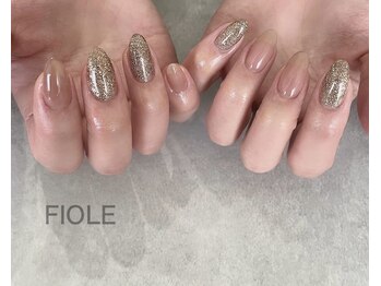 フィオル(FIOLE)/キラキラネイル☆